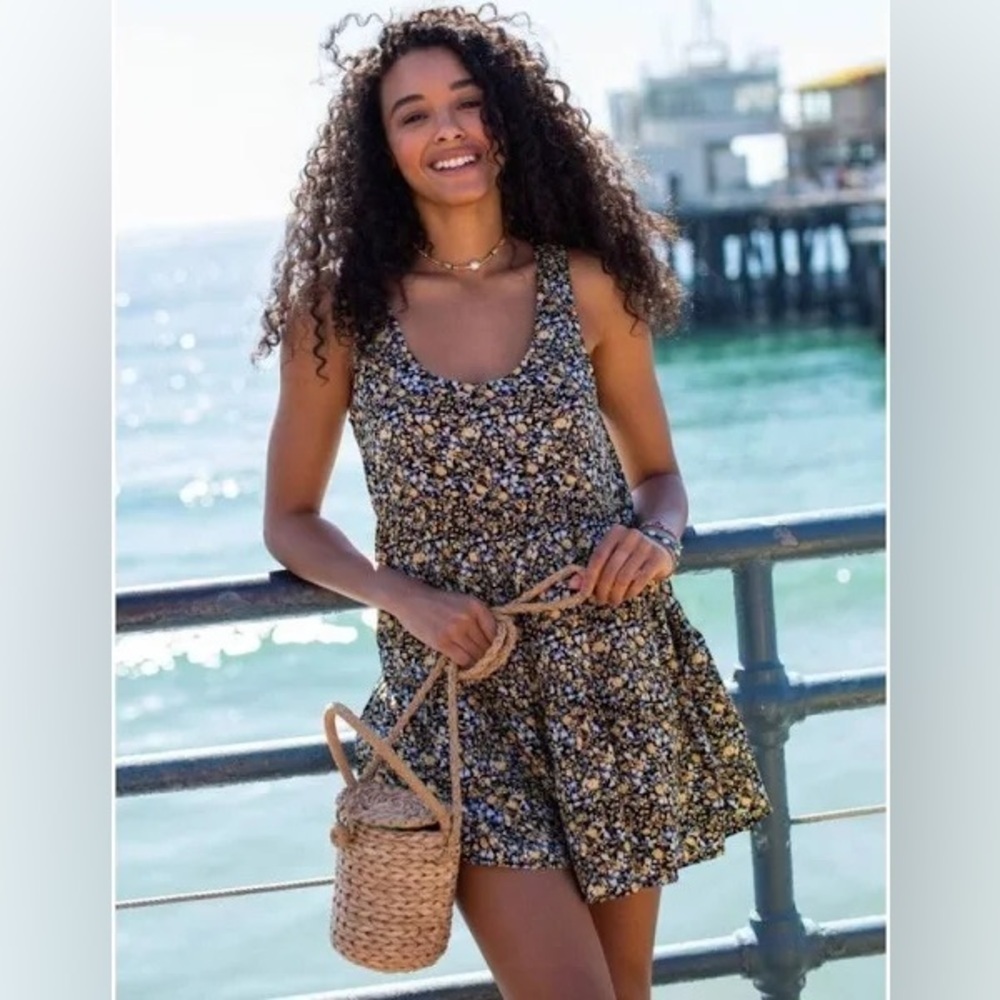 NWT Natural Life Rosie Sleeveless Floral Romper L/XL